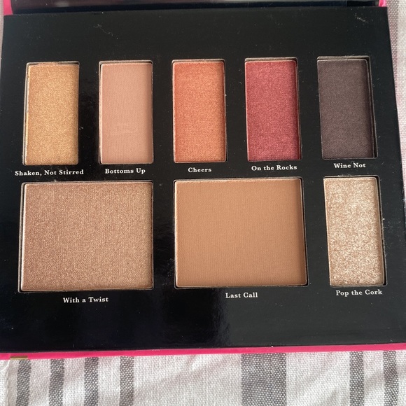 Laura Geller Cocktail Hour Full Face Palette - Picture 3 of 3